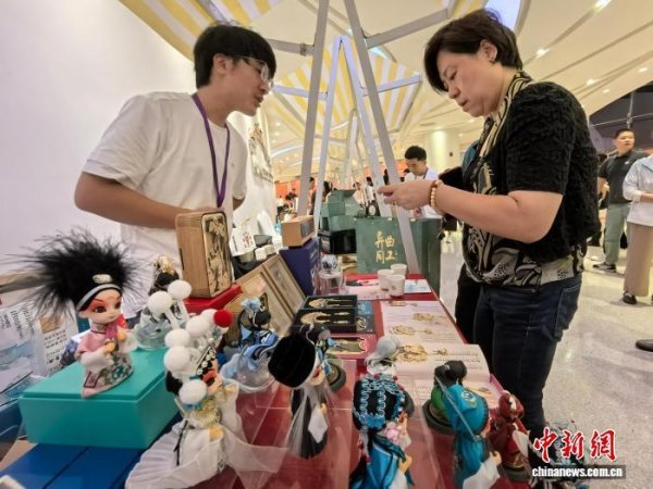 东润金融 一城之中百戏争鸣：2025年戏曲百戏（昆山）盛典开幕